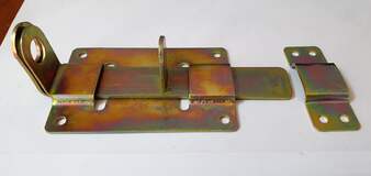 Задвижка дверная плоская 100мм под навесной замок с ответной частью ЦИНК